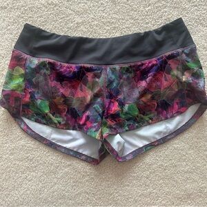 Lululemon Speed Up Lined Shorts Size 6 Like New